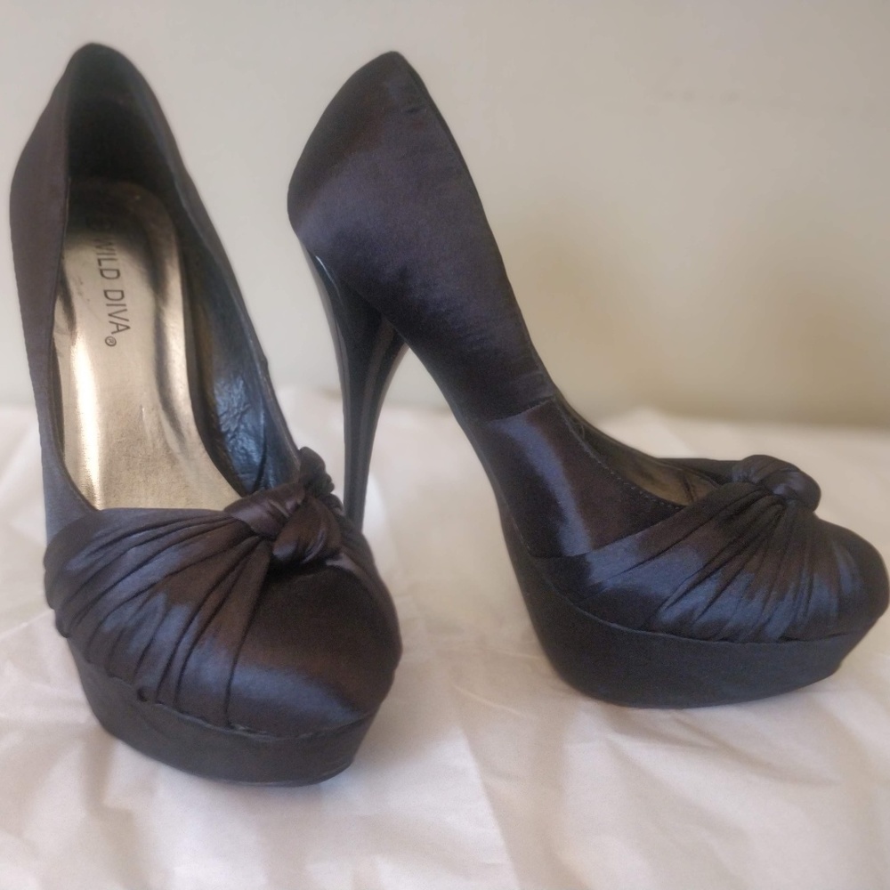 Wild Diva Black Satin 5" Stiletto Pumps